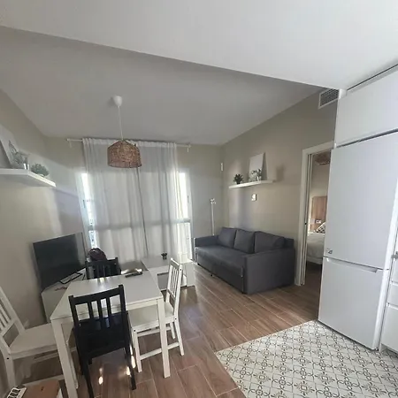 Apartment Attractive In Center